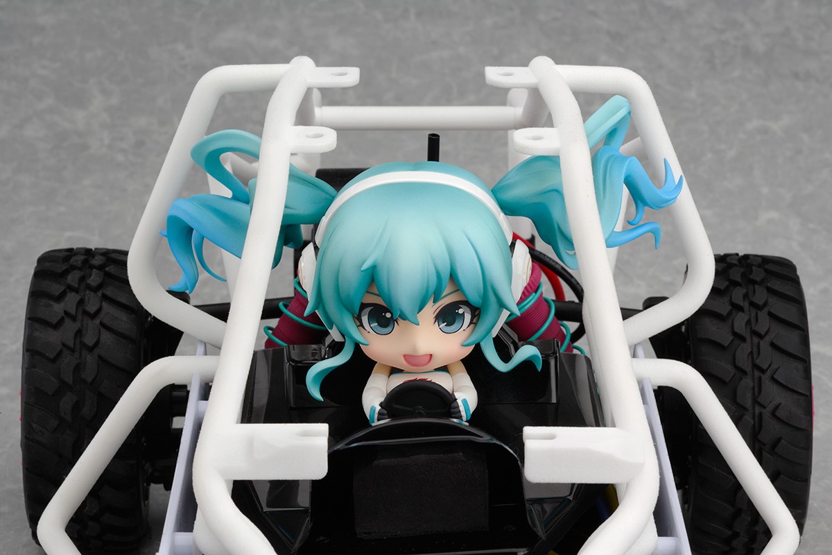 Miku Takes a Joy Ride in the Hatsune Miku Racing RC Car - Interest