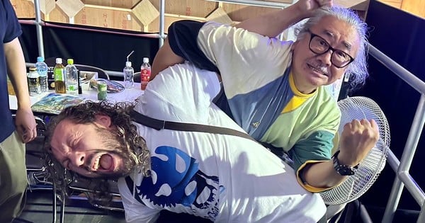 Final Delusion Composer Nobuo Uematsu Puts AEW Wrestler Kenny Omega in Cobra Twist at Tokyo Sport Show thumbnail