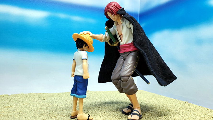 s.h.figuarts-shanks-and-monkey.d.luffy-childhood-