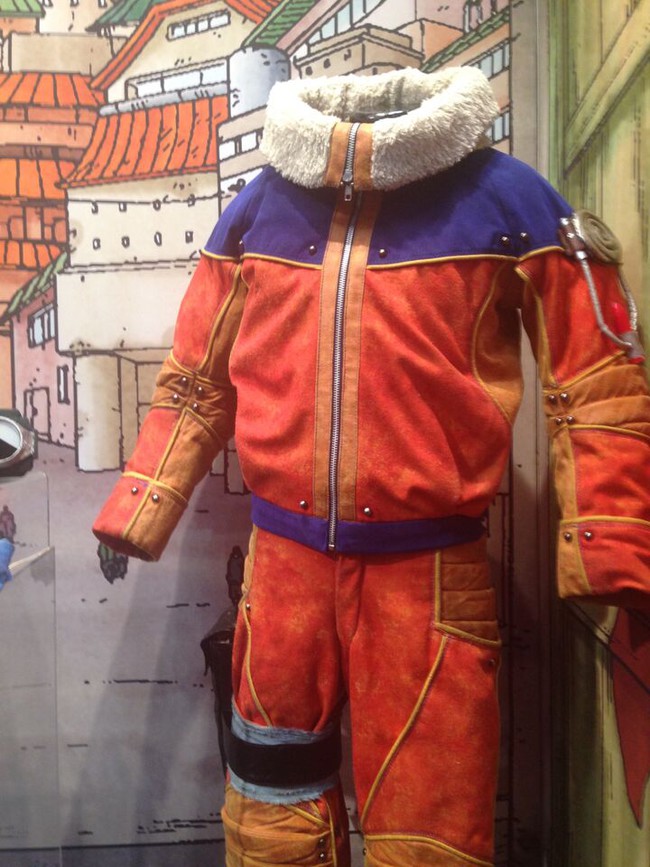 Replica of Naruto's outfit at Comic-con. ⒸMasashi Kishimoto, Scott/SHUEISHA/Live, Spectacle “NARUTO” Production Committee 2015