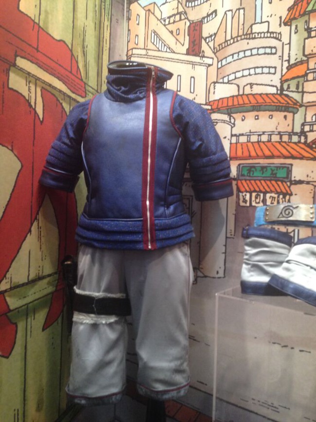 Replica of Sasuke's outfit at Comic-con. NARUTO © 1999 by Masashi Kishimoto/SHUEISHA Inc.