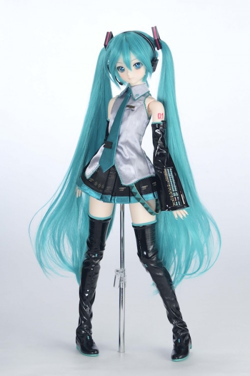 life size hatsune miku doll