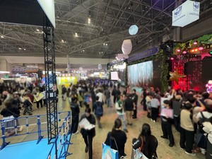 156,000 attendees counted over 2 public days this past weekend